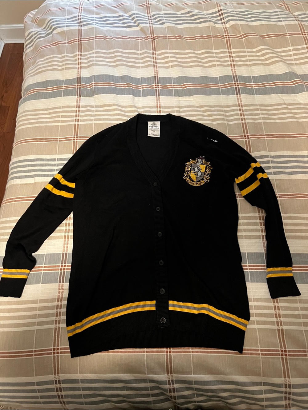 Harry Potter Hufflepuff Cardigan Sweater Stripe SZ 1 rayon blend Warner Bros